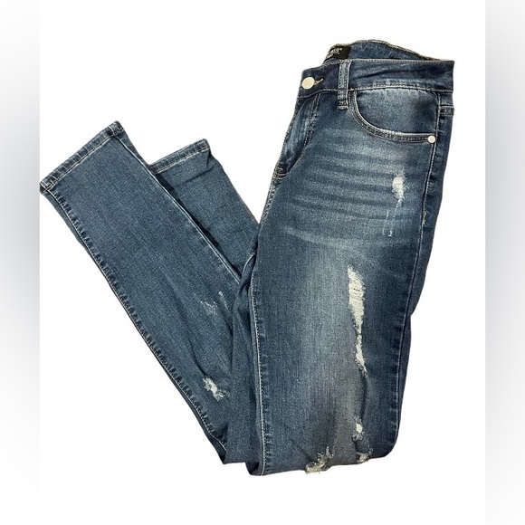 Judy Blue Denim - Judy Blue woman’s size 9/29 skinny fit jeans. Stretchy and comfortable.